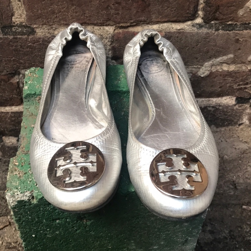 Tory Burch Leather Silver Metallic slip on shoes